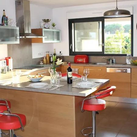 De Louise Proche Aeroport Apartment *